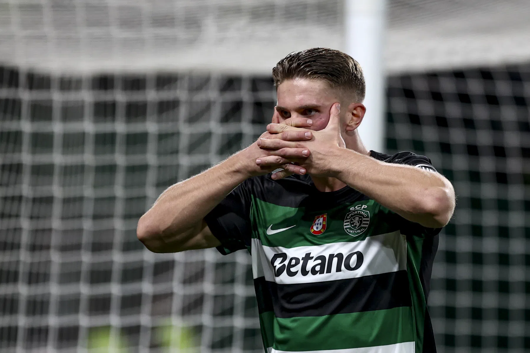 Gyökeres velt Man City met hattrick, hoofdrol Reijnders in Bernabéu