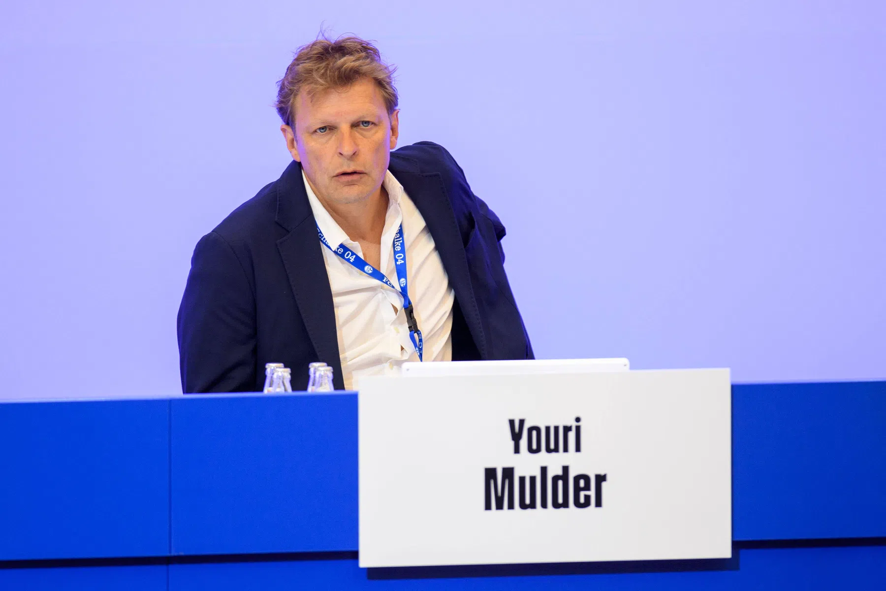 Mulder schiet Schalke en Van Wonderen te hulp als interim-directeur