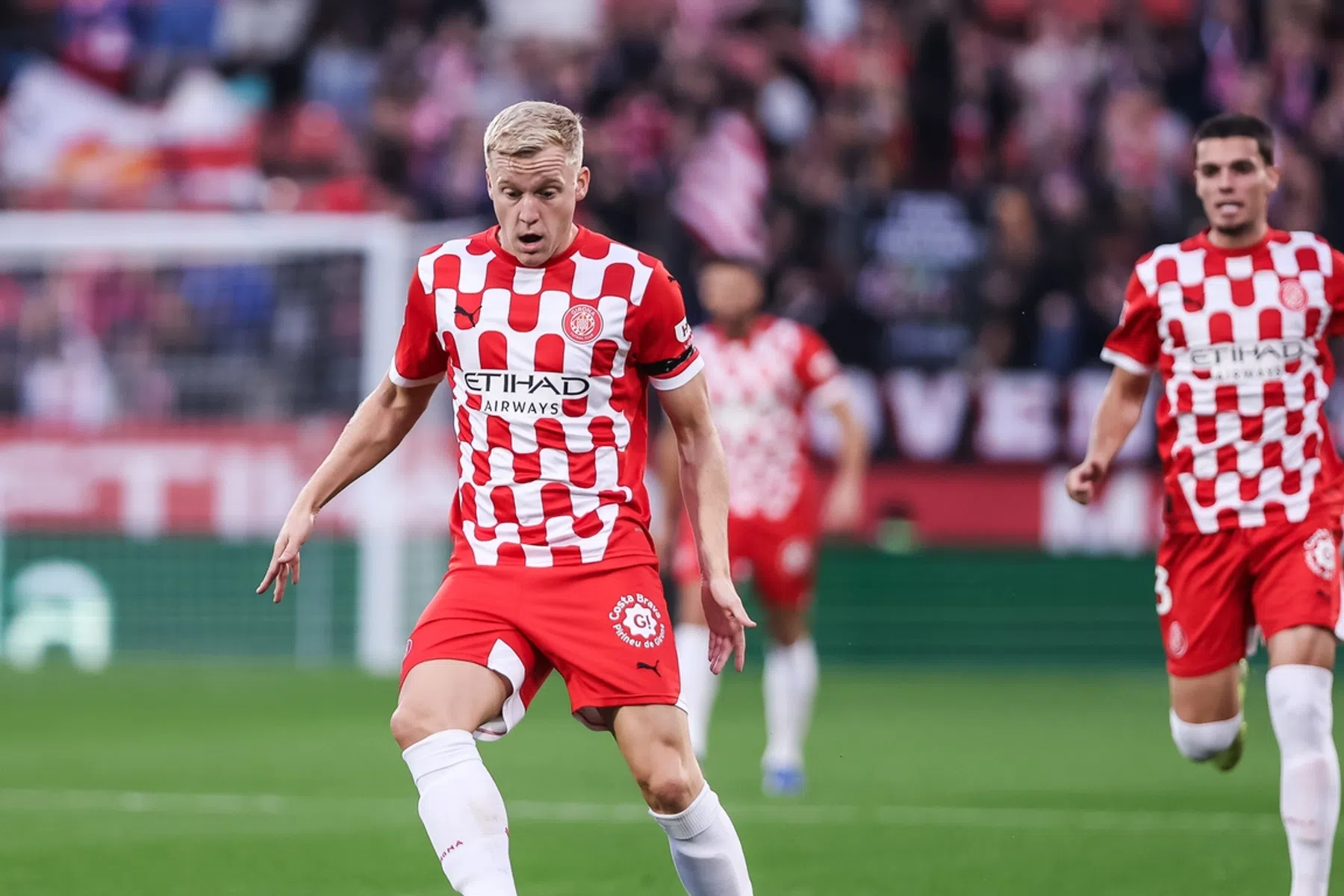 Van de Beek en Blind in de basis bij Girona voor PSV-clash