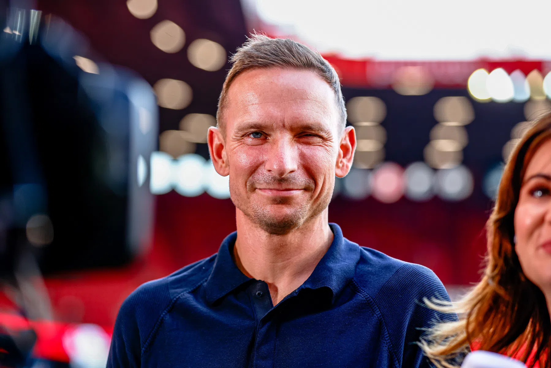 Lijnders gaat Ajax niet kopiëren in De Kuip: 'Dat staat heel ver weg van ons'