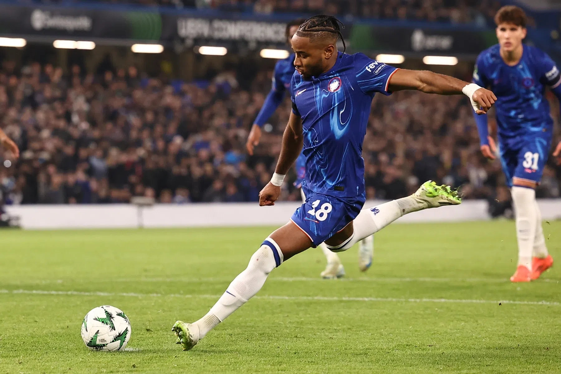 Chelsea boekt monsterzege tegen arm Noah FC