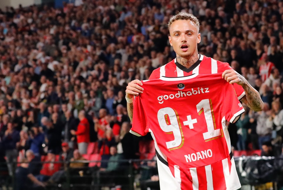 NAC-trainer Hoefkens: 'Als ik dit over Noa Lang vertel, ontroert mij dat…'