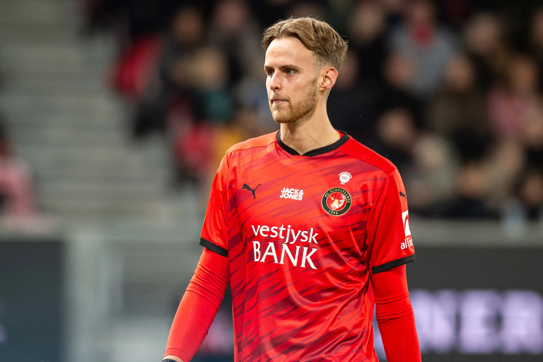 Bizarre goal in Europa League: aftrap Midtjylland gaat helemaal fout