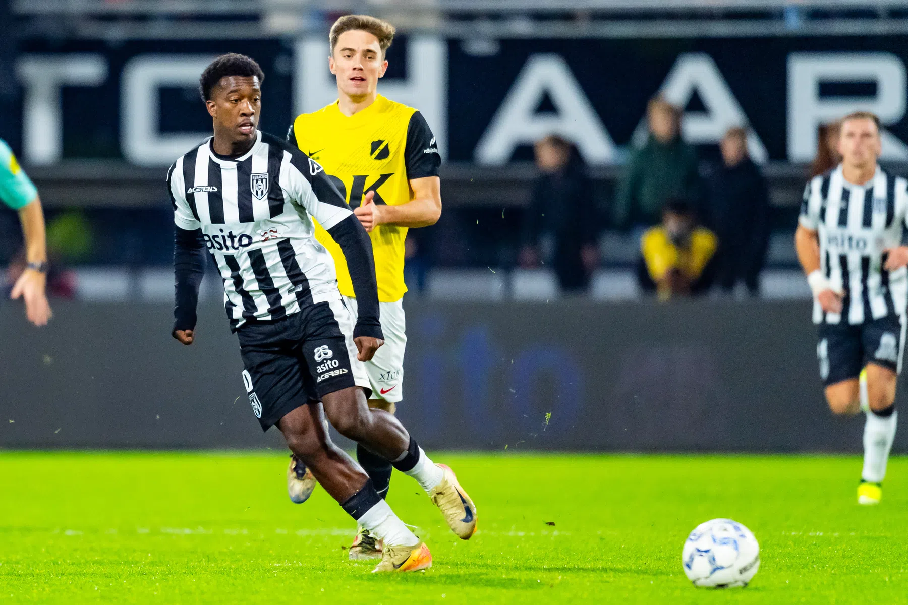 Feyenoord-huurling is plek kwijt bij Heracles: 'Maar hij komt er wel weer'