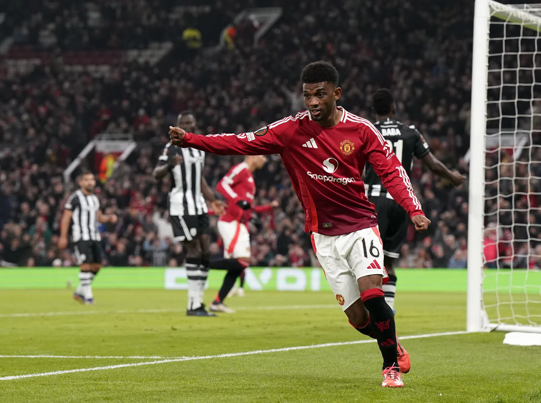 United-uitblinker bedankt Van Nistelrooij na eerste Europese winst in 380 dagen