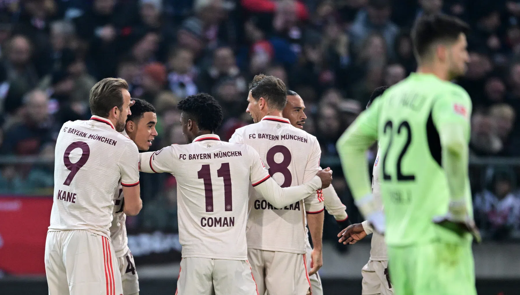 Prachtgoal Musiala genoeg voor Bayern, alles gaat mis bij Dortmund