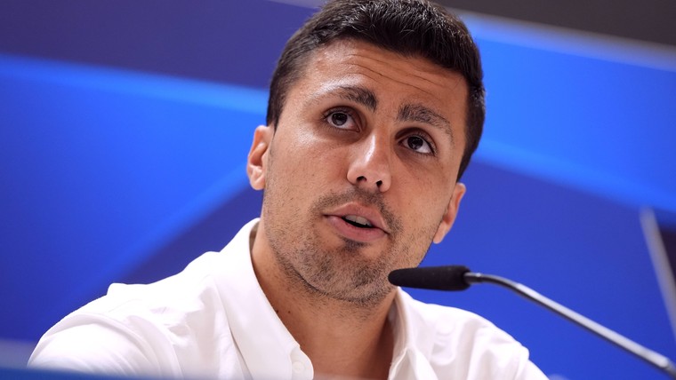 Ongeloof Rodri bij winst Ballon d'Or: 'Publiek riep andere naam'