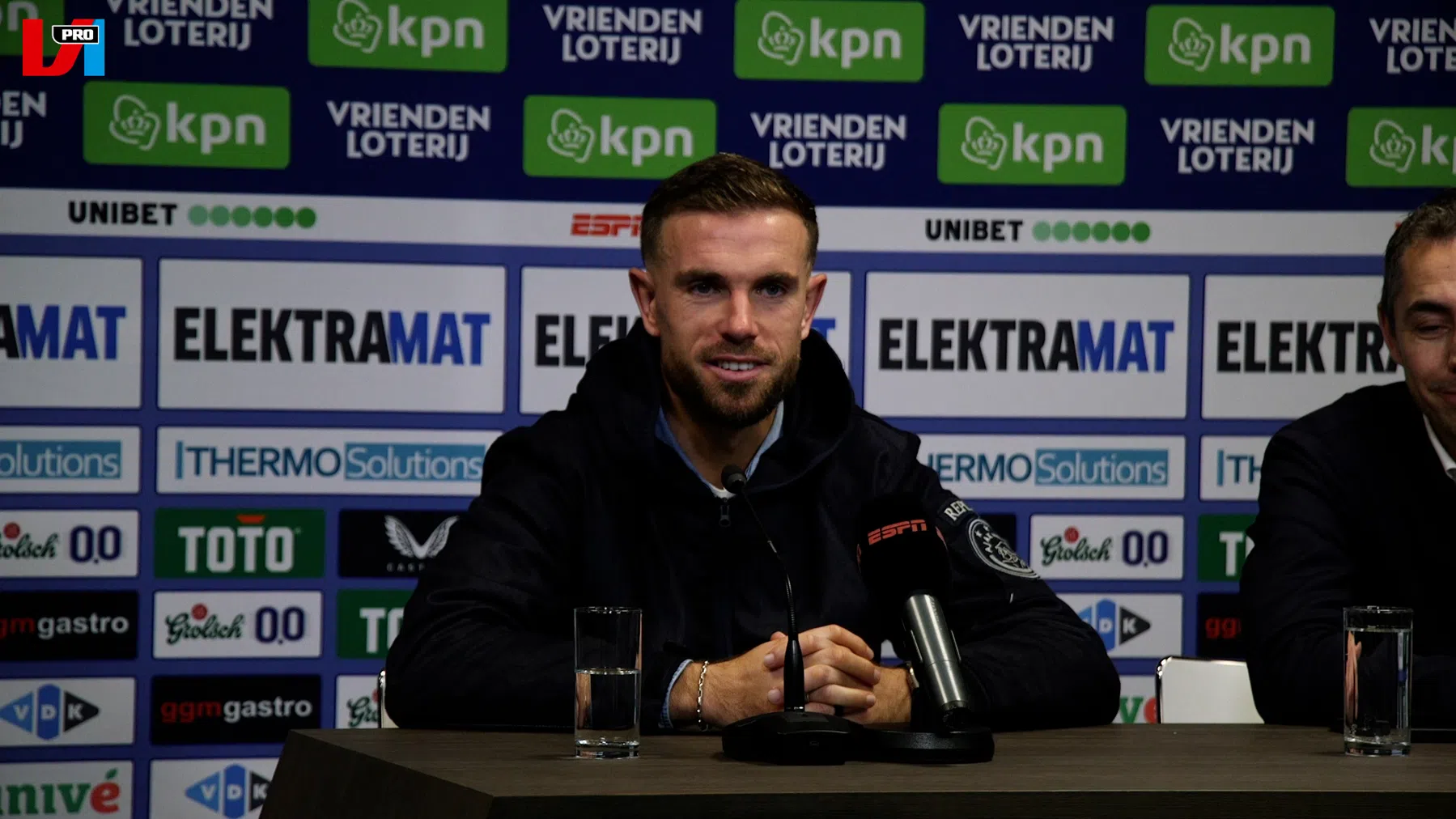 Henderson glimlacht: 'Gelukkig werd ik gered door Pasveer'