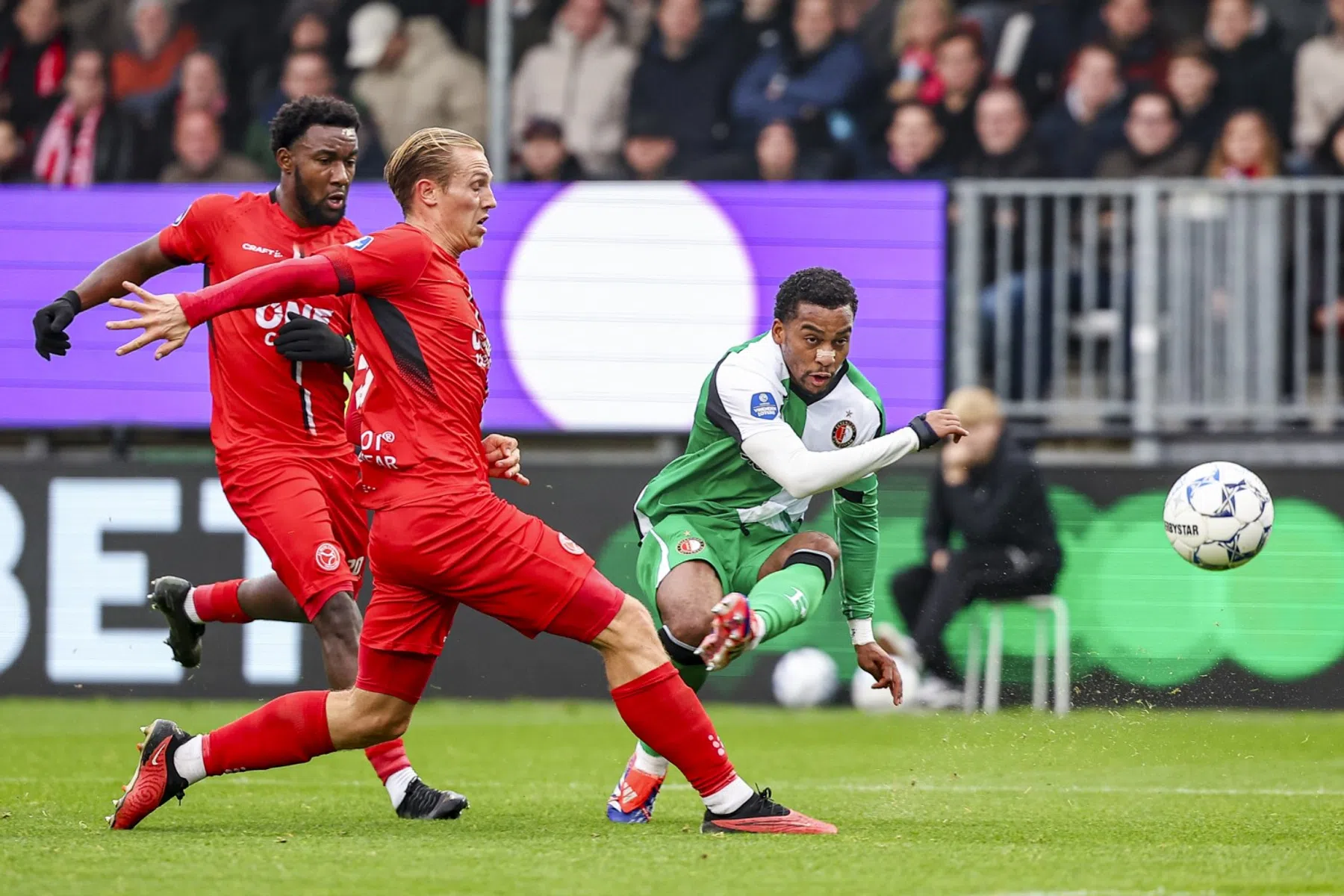 Timber schrikt van eigen actie: 'Dit is toch niet normaal dat dit gebeurt?'