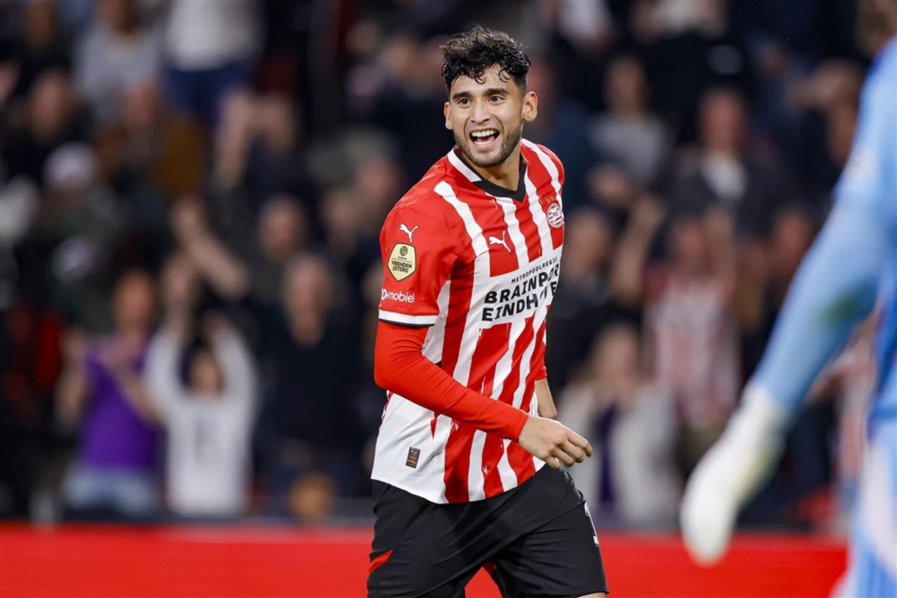 Stelling: 'Ricardo Pepi vergooit zijn jaren als wisselspeler bij PSV'