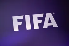 Thumbnail for article: FIFA wil schaalvergroting voor alternatief VAR-systeem