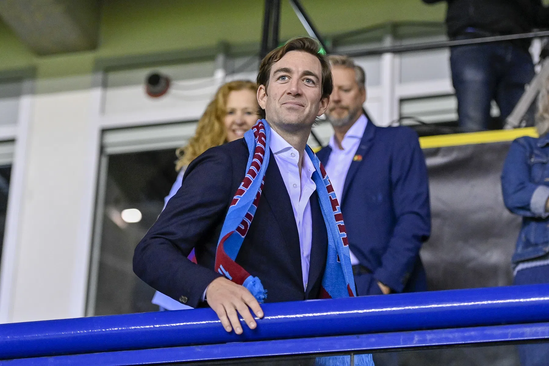 Common Group haalt uit naar Vitesse-directeur en stelt salarisverlaging voor