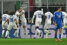 Thumbnail for article: Italië verliest koppositie aan Frankrijk, België blameert zich tegen Israël