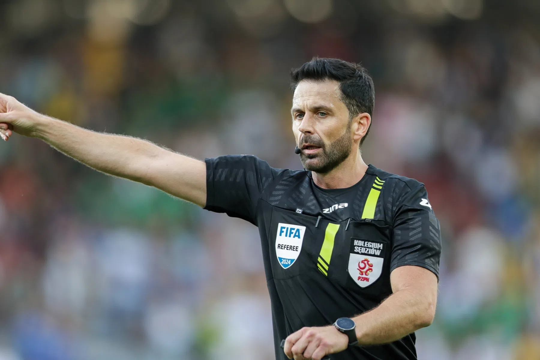 'VAR-fout eist slachtoffers: Poolse bond schorst arbitraal duo'