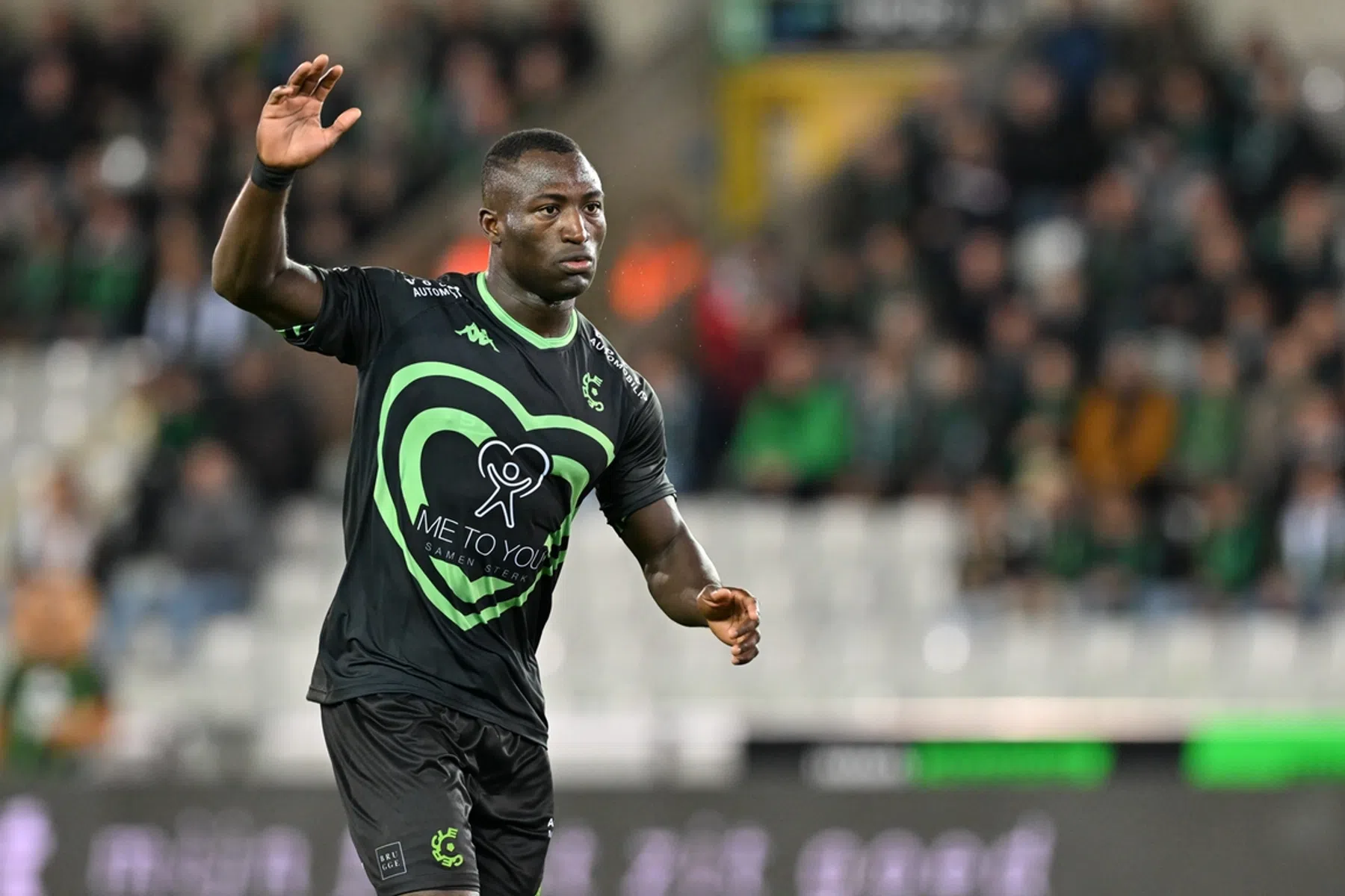 Denkey onttroont Ueda met recordtransfer naar MLS