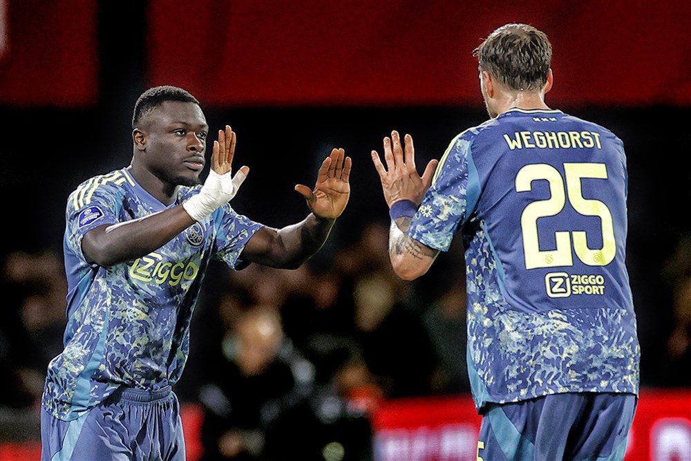 'Ajax heeft de twee spitsen van Oranje, maar wie moet er spelen?'