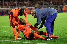 Thumbnail for article: Feyenoord-huurling Kasanwirjo langdurig geblesseerd na ongelukkige val