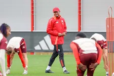 Thumbnail for article: Schaken bij Bayern: zo bouwt Kompany aan een nieuwe en gevreesde machine 