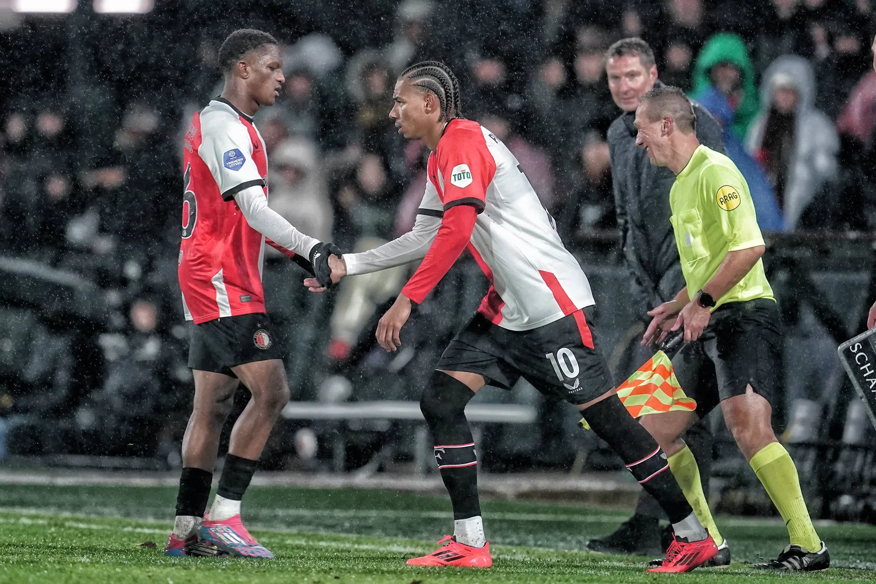 Stengs is terug: 'Was peanuts in vergelijking met vorige blessure'
