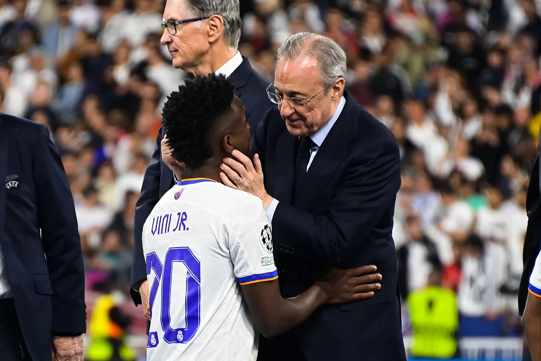 Florentino Pérez spreekt: 'Rodri verdiende een Gouden Bal, maar niet dit jaar'