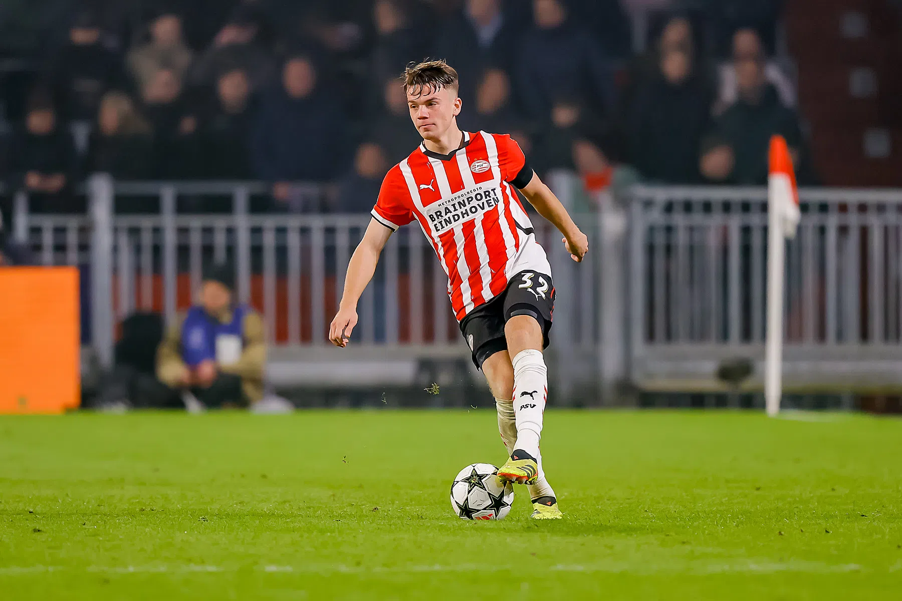 Dams keek op trainingen met verbazing naar Pepi