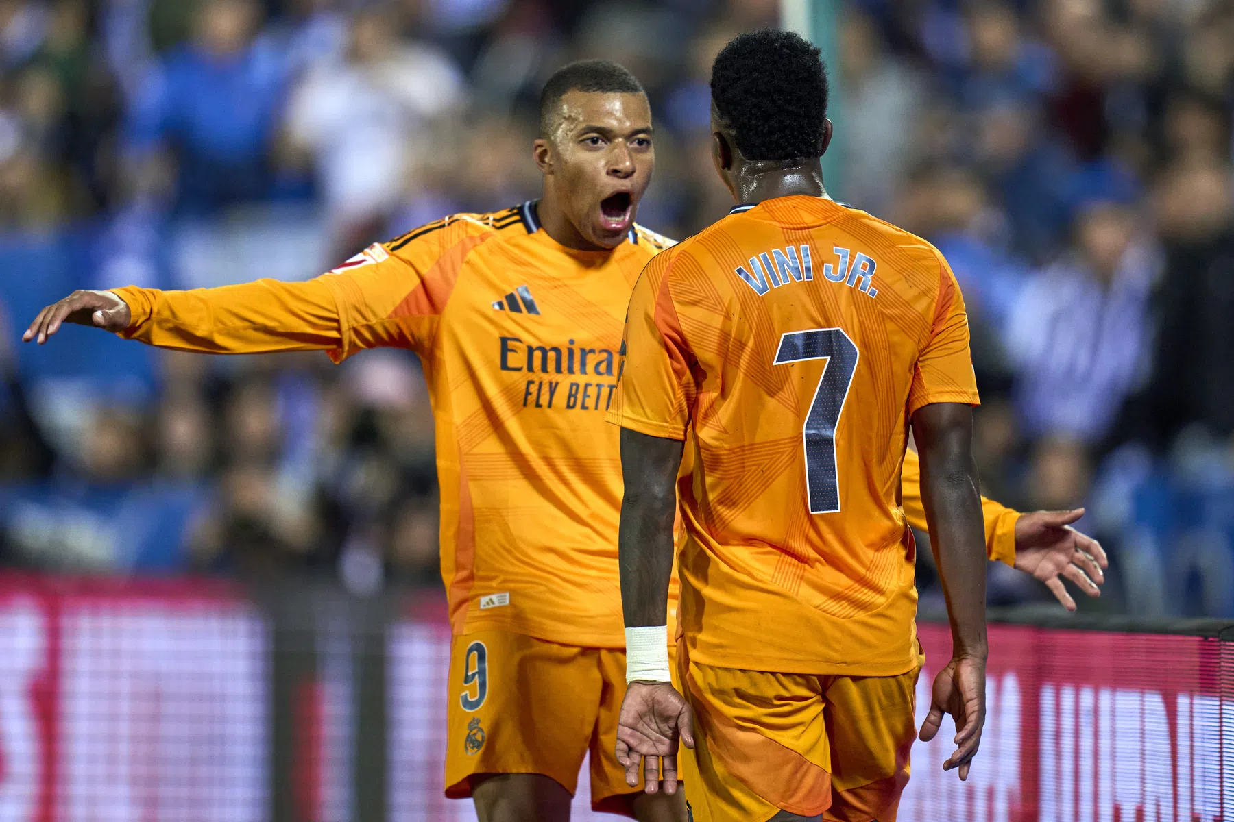 Real Madrid loopt mede dankzij Mbappé verder in op Barcelona