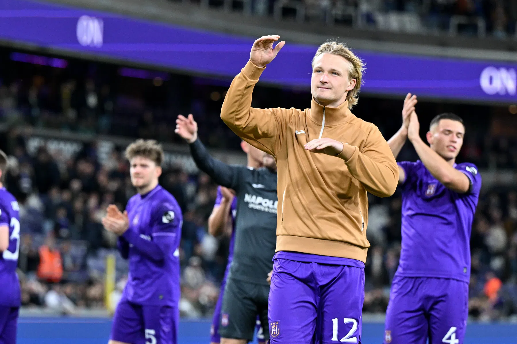 Dolberg geprezen als 'dirigent op gala-avond': 'Zo'n periode nooit gehad'