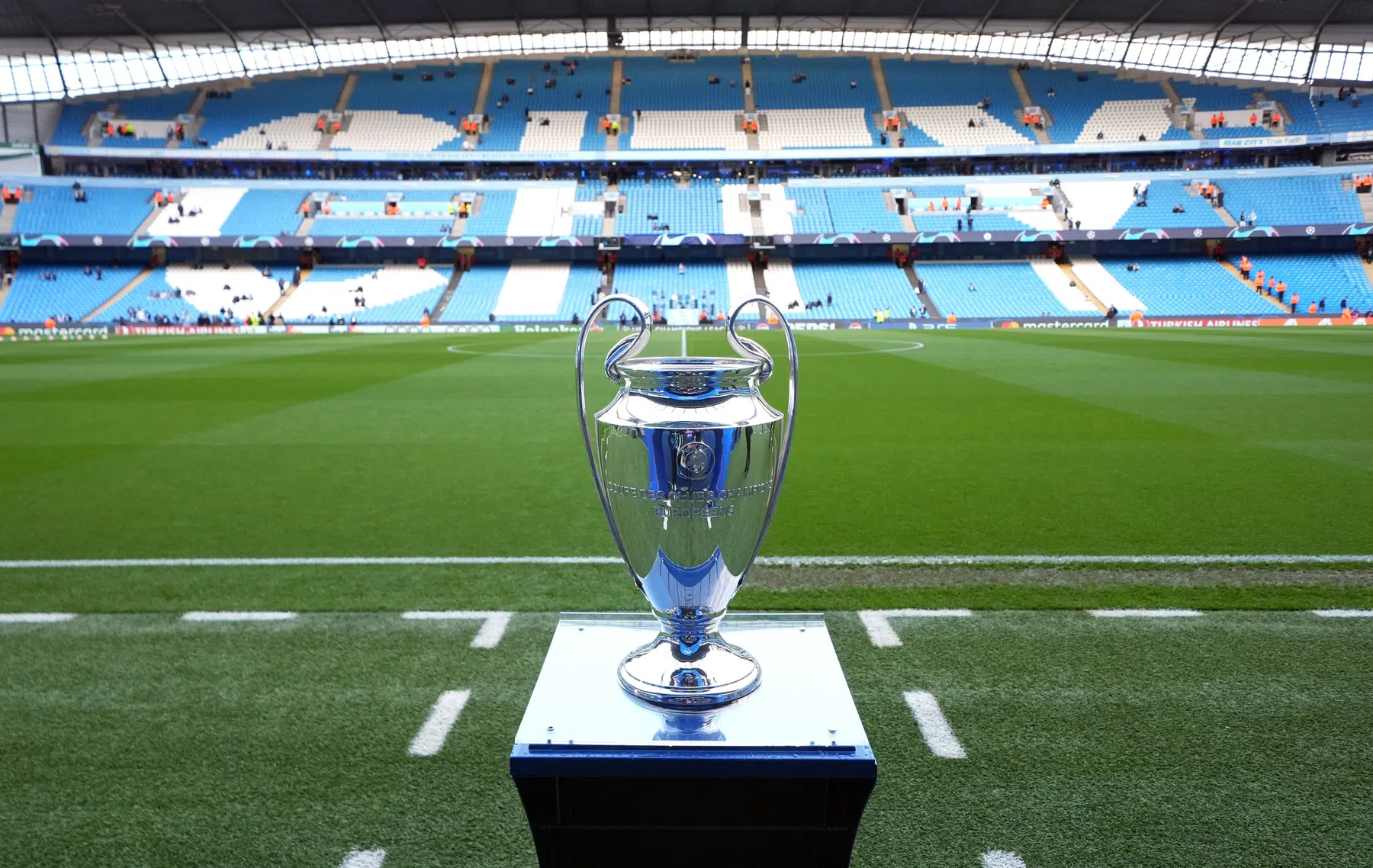 Maak kans op 50x je inleg: kies voor Man City of Feyenoord!