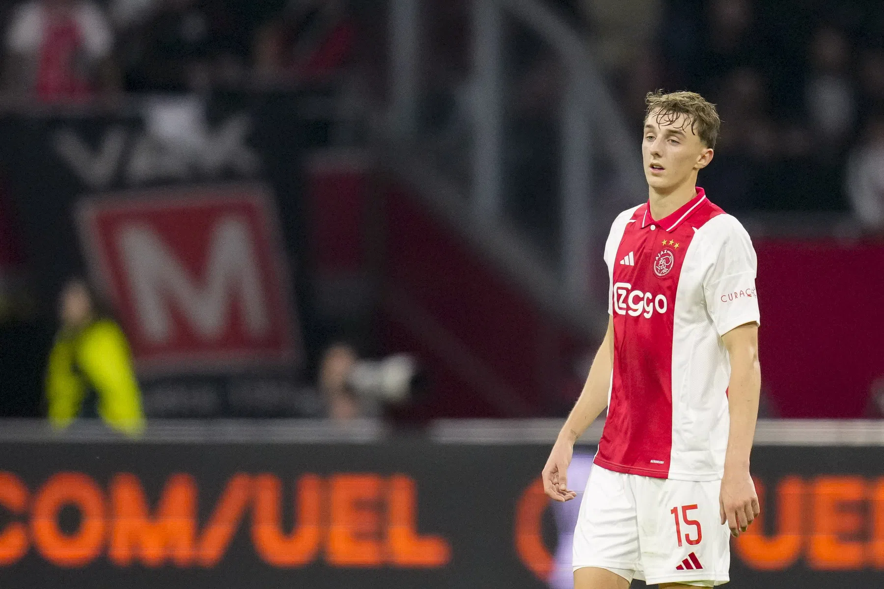 Ajax-revelatie Baas hint op contractverlenging: 'Het komt wel goed'
