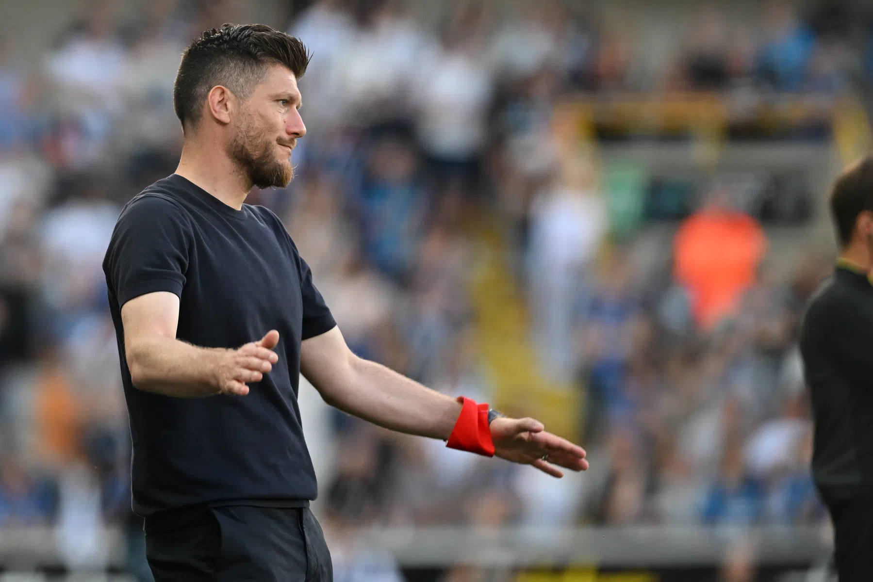 Pocognoli terug in de Grolsch Veste: 'FC Twente staat weer waar het hoort'