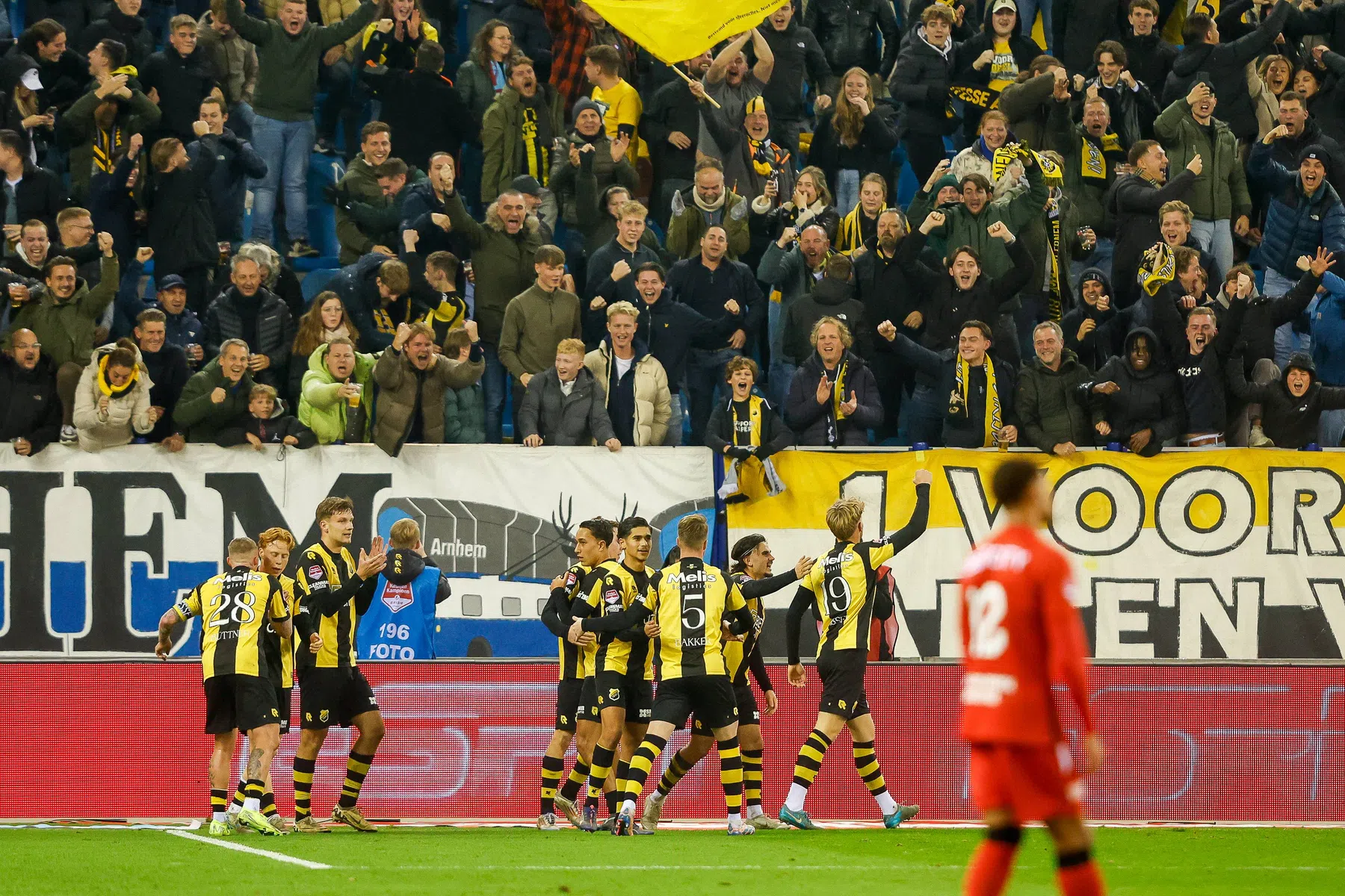 Euforie in Arnhem: Vitesse wint en klimt naar -12 punten