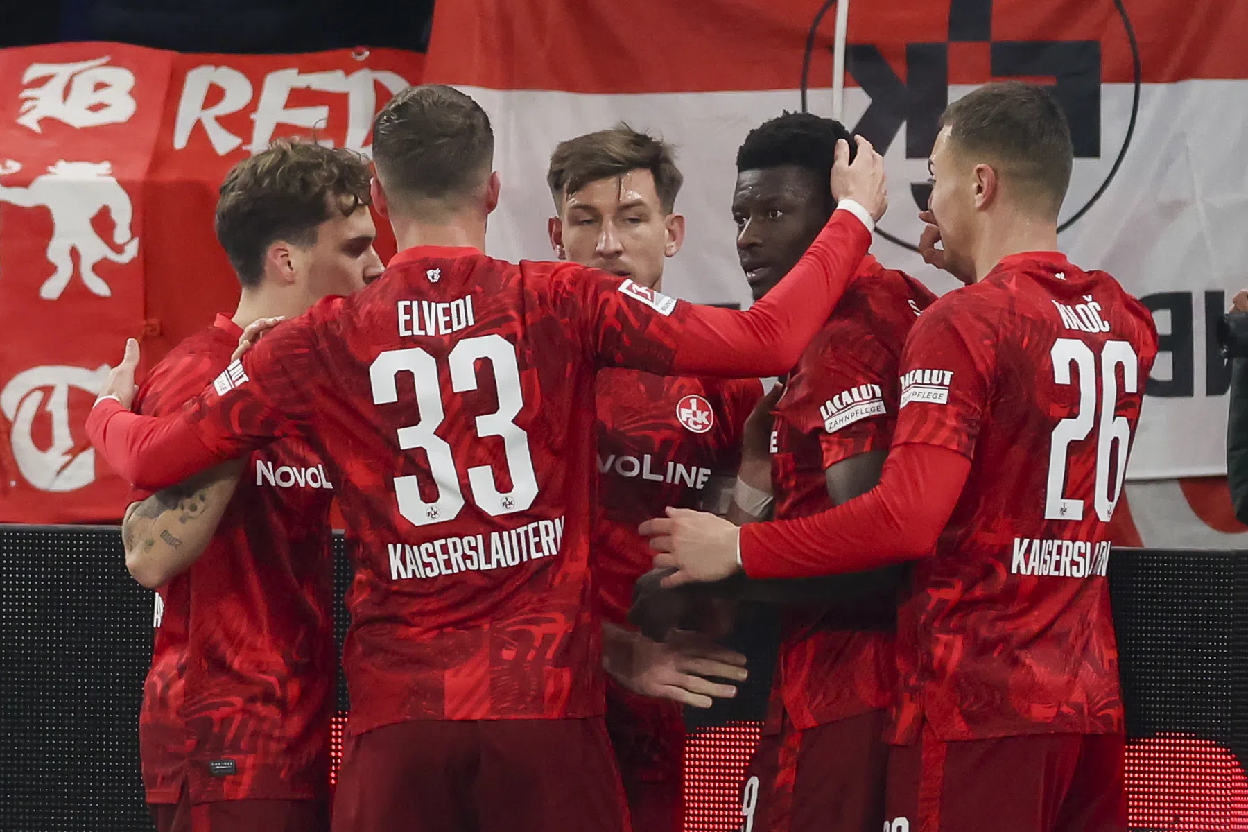 Ex-Spartaan Ache leidt nieuwe tegenvaller voor Van Wonderens Schalke in