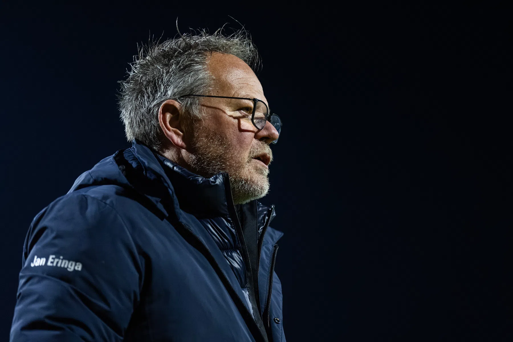 Henk de Jong laat spelersbus Cambuur aan de kant zetten: 'Kon in de fik vliegen'