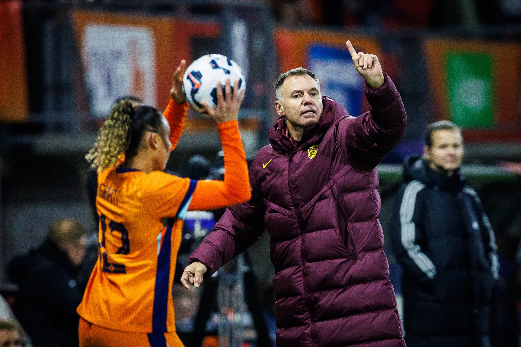 Oranje klopt het China van de bondscoach die ooit in de spits van NAC stond