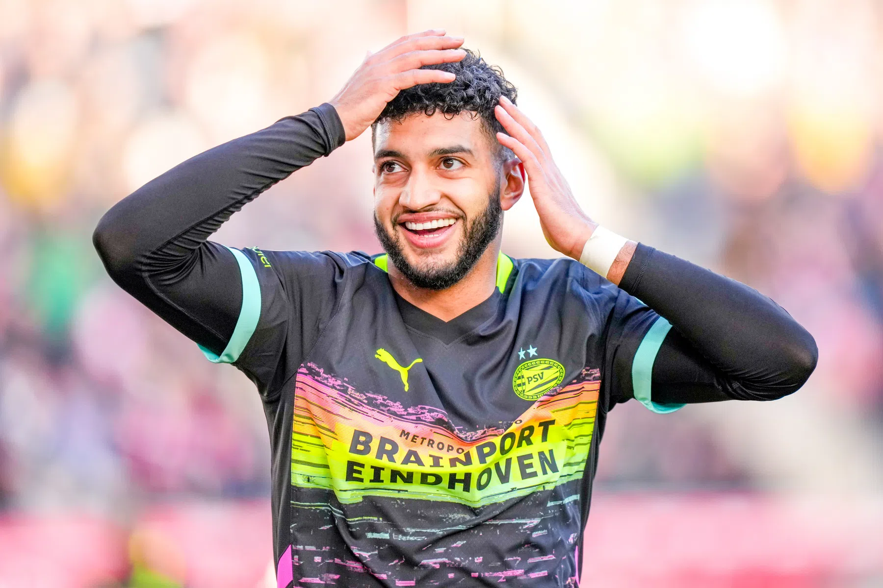 Vink geniet van PSV: 'Hoe makkelijk hij spelers omspeelt...'