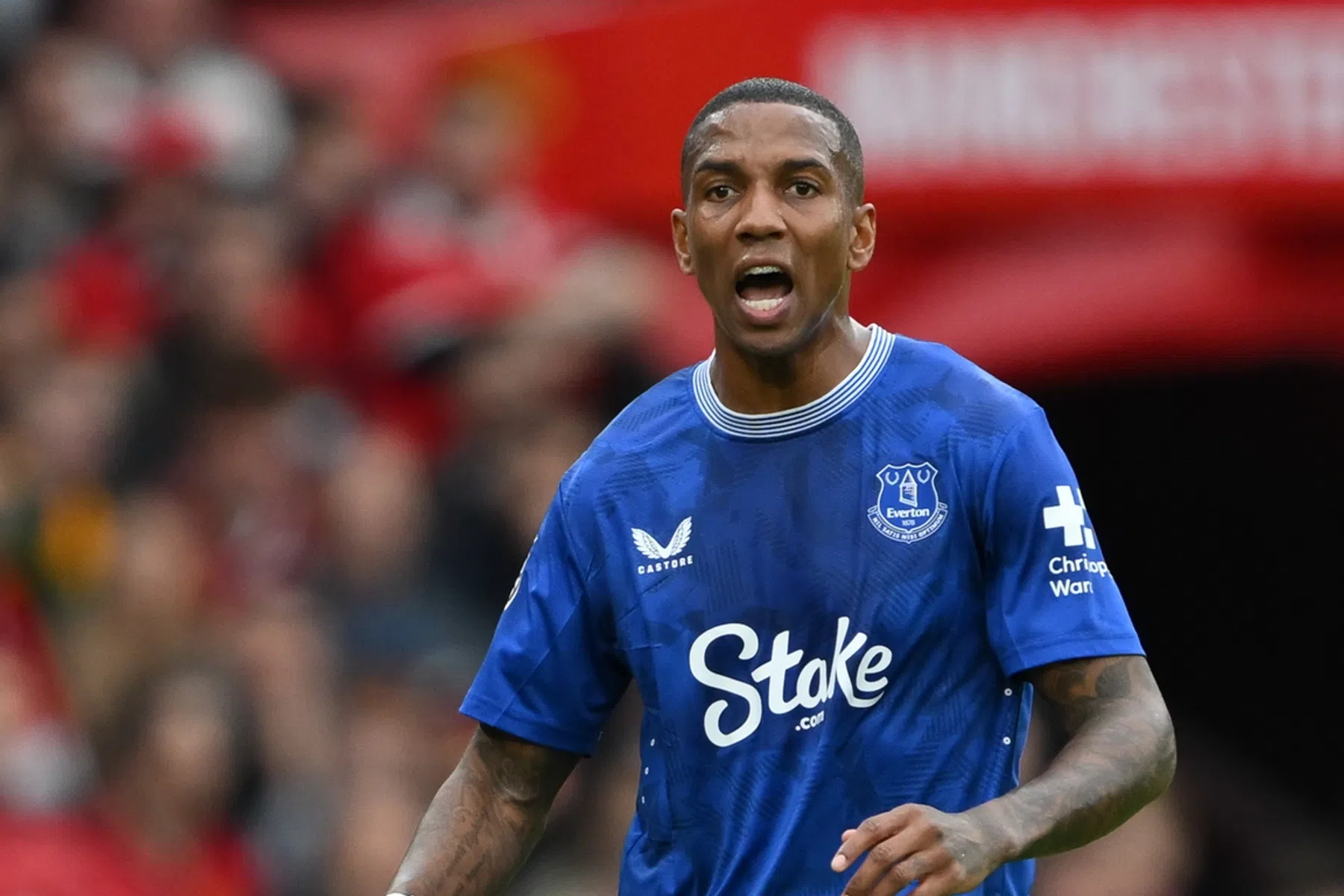 'Dromen worden werkelijkheid': Ashley Young (39) treft zoon (18) in FA Cup