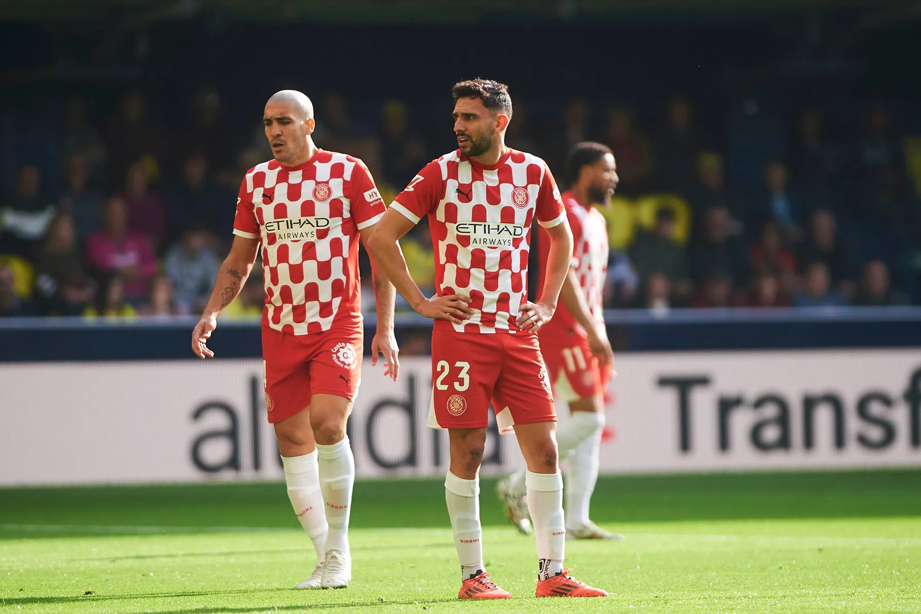 Enorme zeperd: keepende linksback frustreert Girona in bekertoernooi