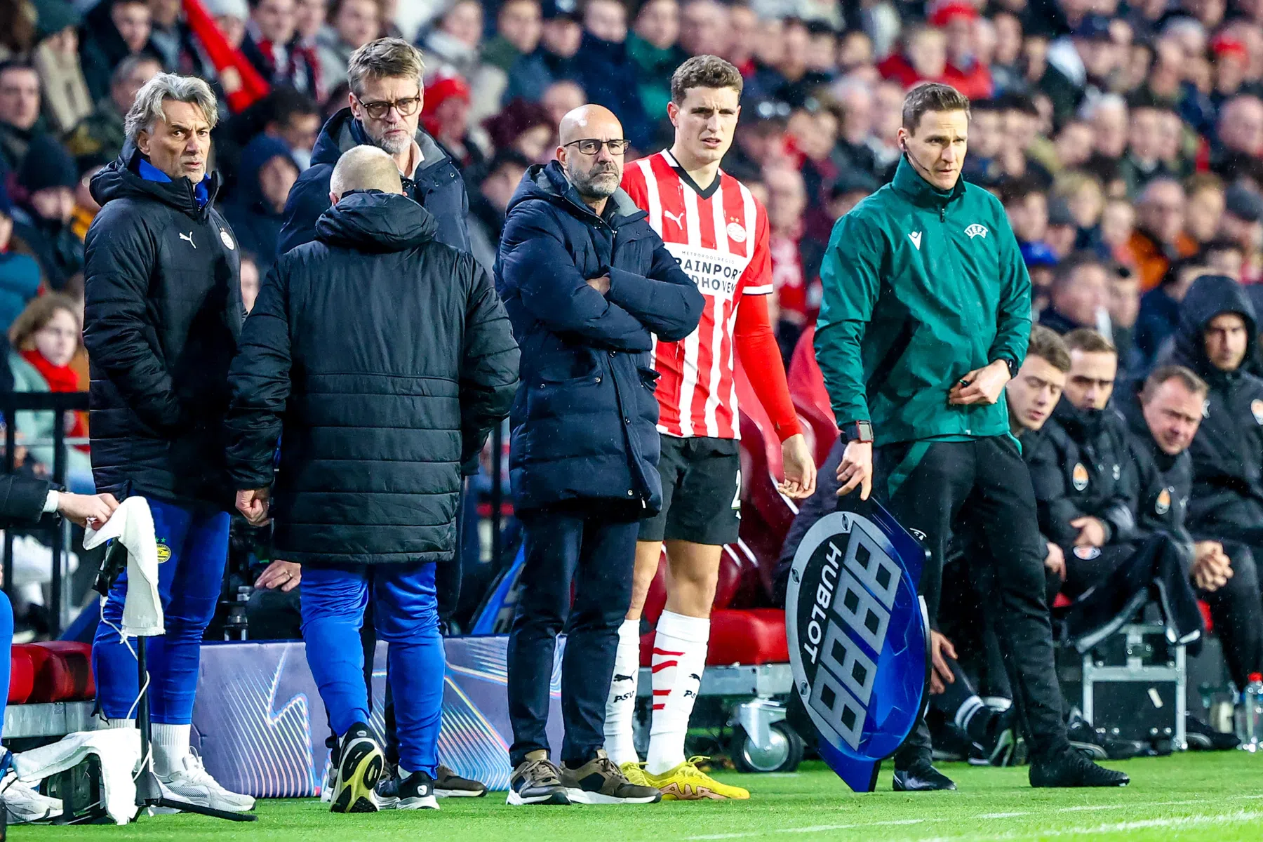 Bosz ziet Til goed met situatie omgaan: 'Guus is niet zielig'