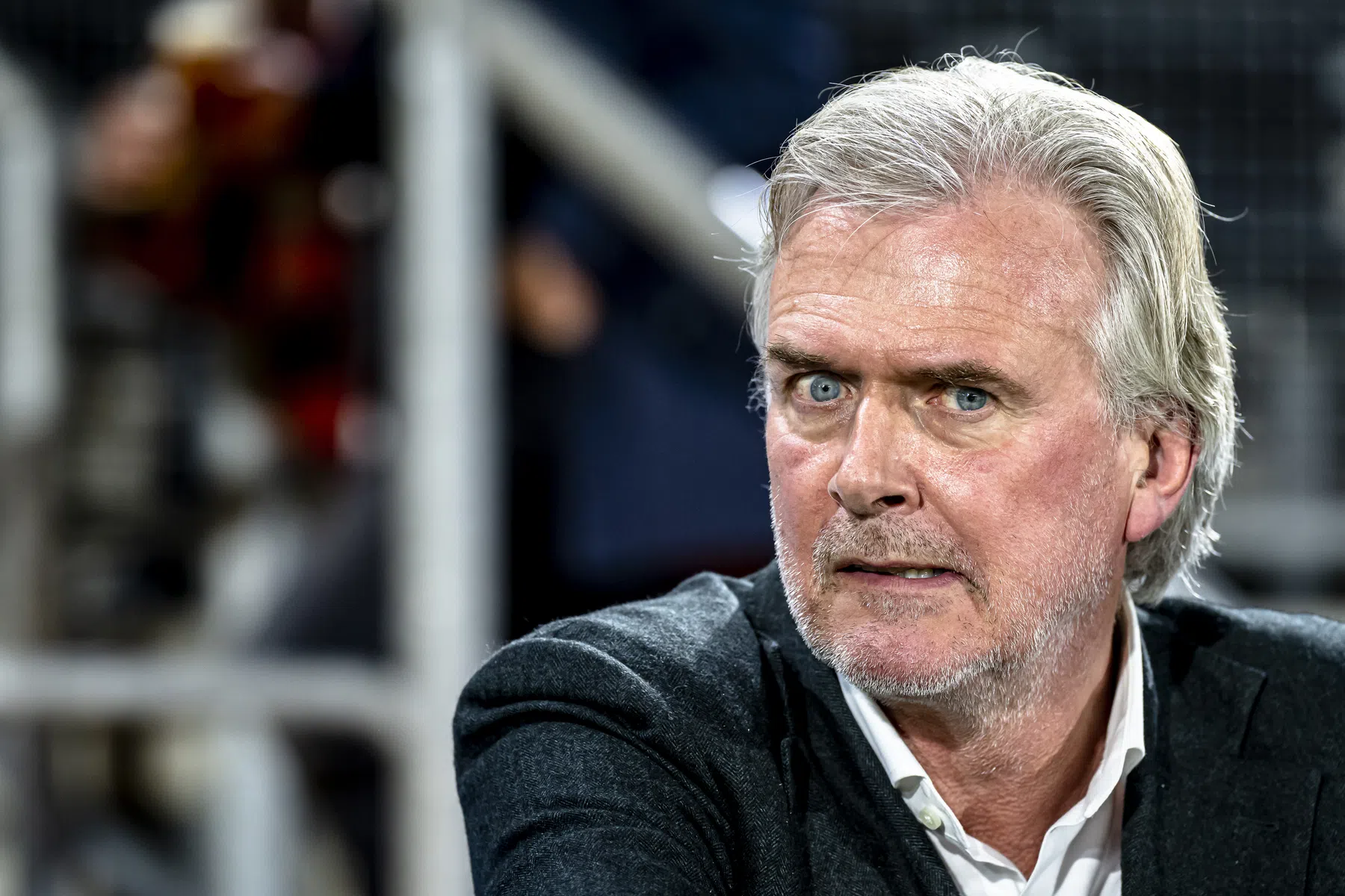 Vitesse-directeur vreest voor missen interne deadline