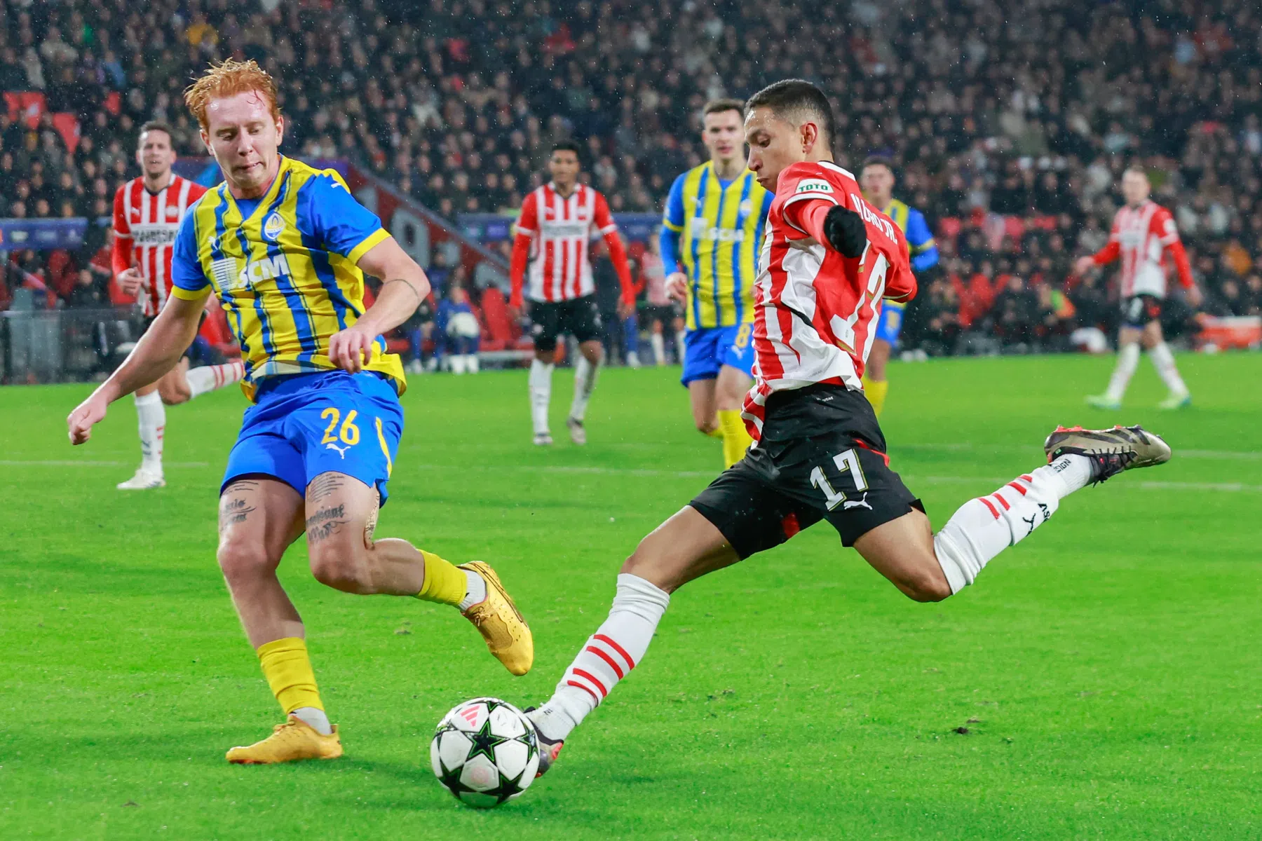 Mauro terug op het middenveld bij PSV, Pepi in de spits
