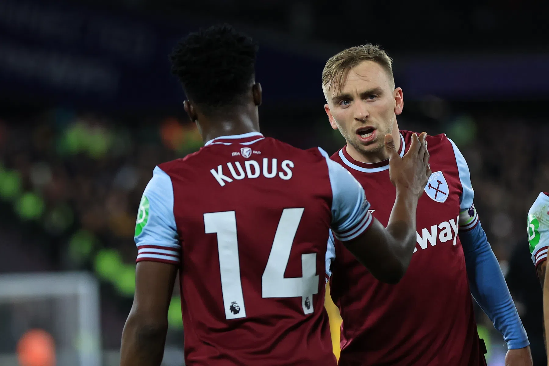 West Ham wint 'El Sackico' na hachelijke VAR-momenten