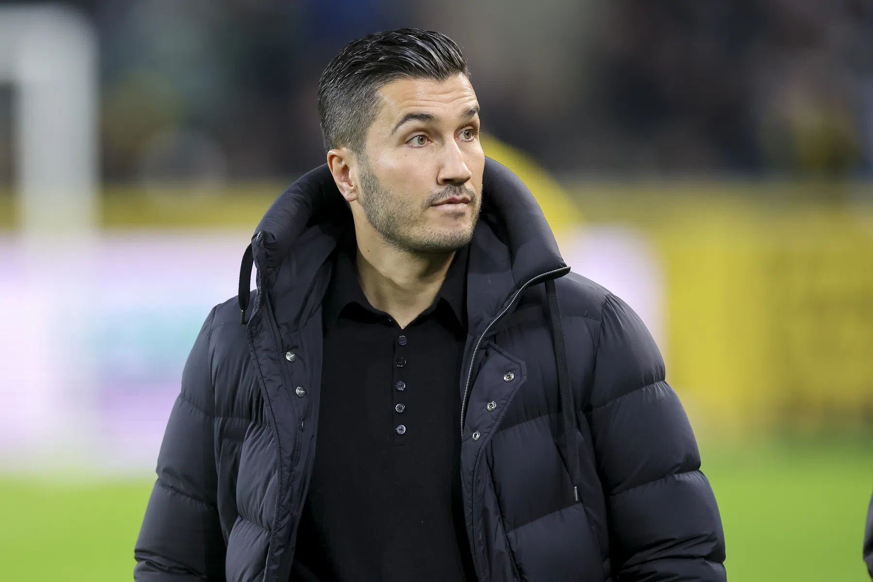 Sahin neemt het op voor Frenkie de Jong: 'Club zou heel blij met hem moeten zijn'