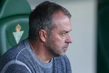 Thumbnail for article: Flick verdedigt 'speciale' De Jong en ziet sterkhouder terugkeren