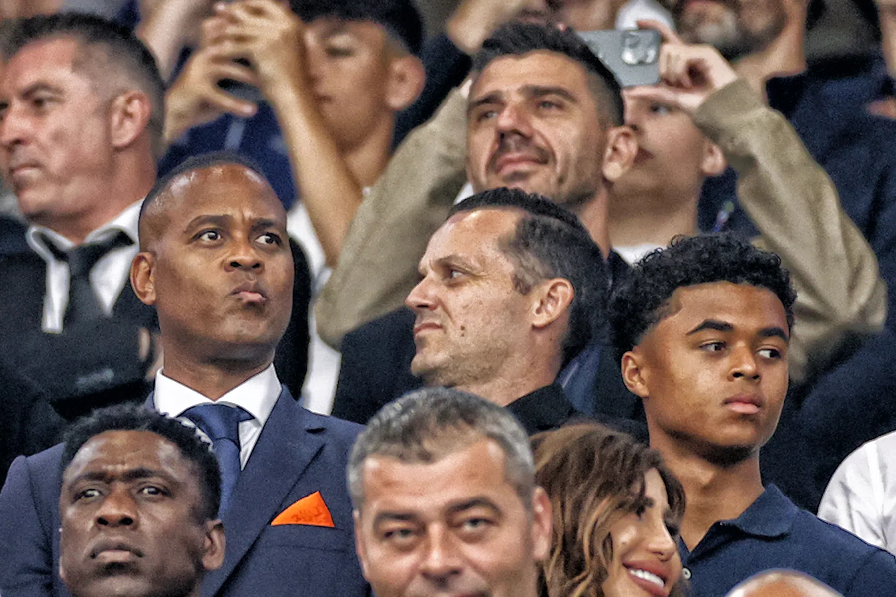 Belletti haalt Shane Kluivert voor het eerst bij Youth League-selectie van Barcelona
