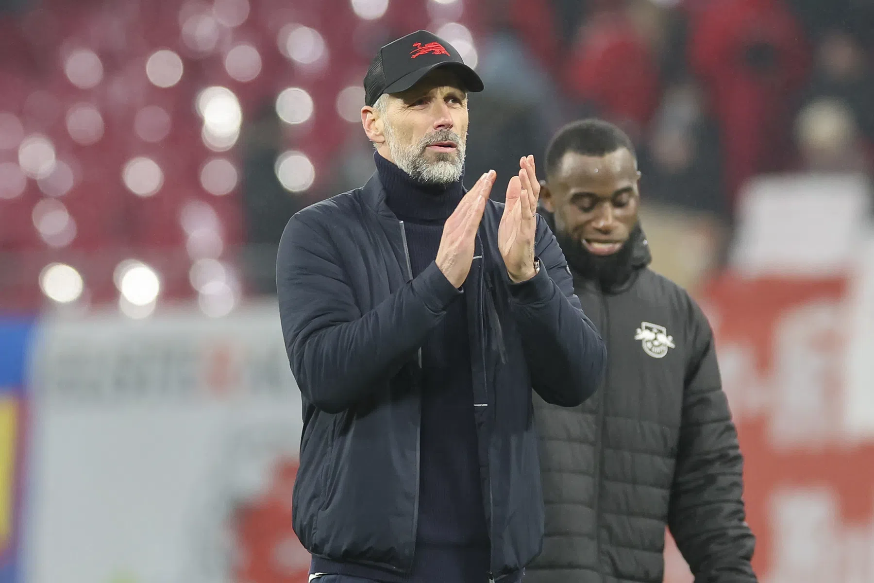 RB Leipzig-trainer leeft mee met afzwaaiende official: 'Prachtig verhaal'