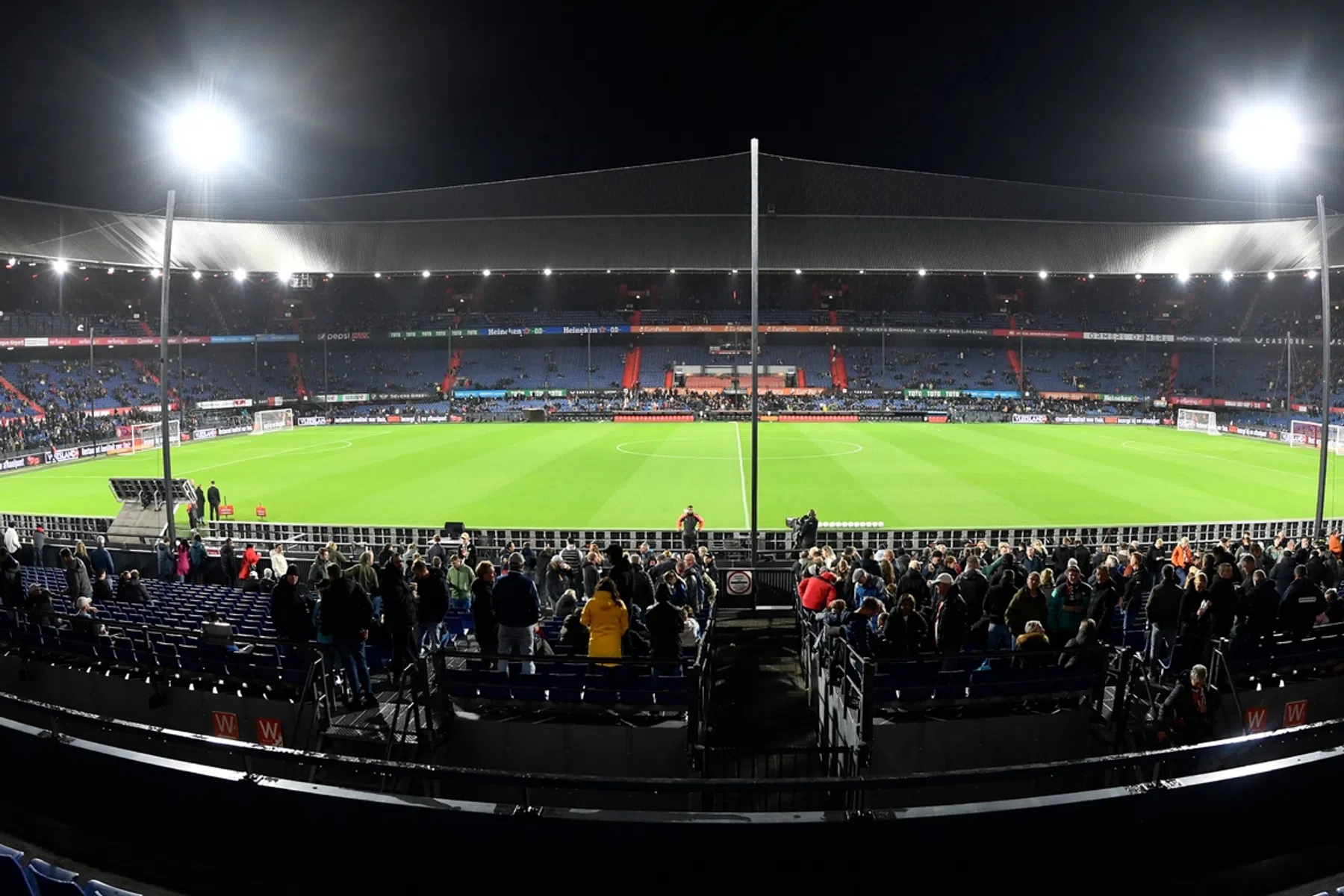 Feyenoord haalt jonge City-fan (9) die viraal ging naar De Kuip