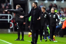 Thumbnail for article: Arsenal loopt schade op, Van Nistelrooij op de slachtbank in Newcastle