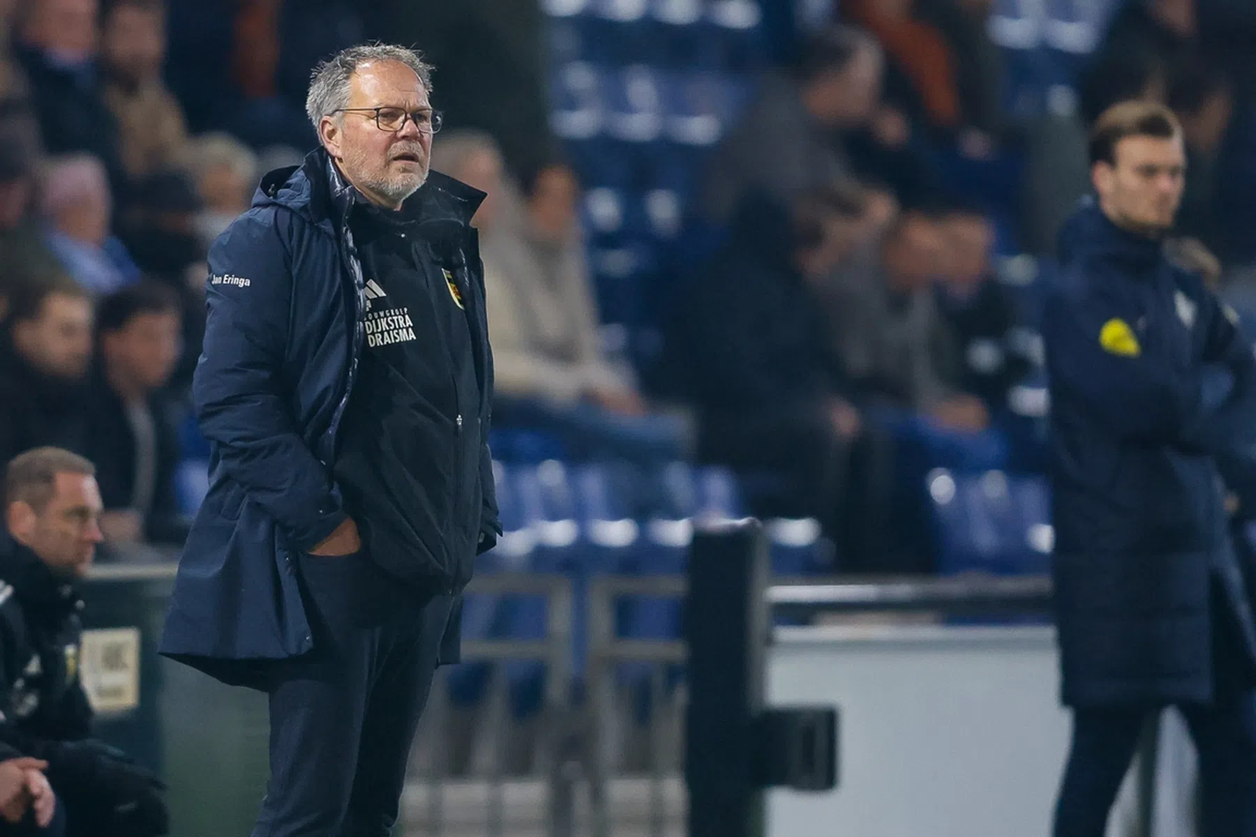 De Jong grapt na sfeeractie: 'Dan zijn Jan en ik even burgemeester'