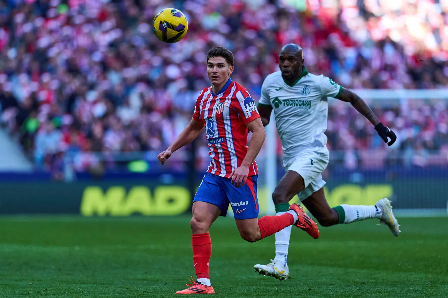 Atlético haakt definitief aan in week voor absolute kraker in La Liga