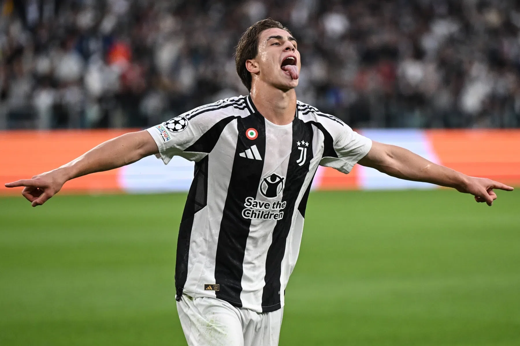 Yildiz bedankt Scholes maar zweert voorlopig trouw aan Juventus